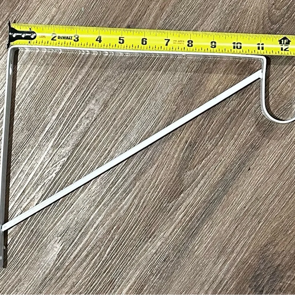 10 x White Metal Wall Brackets
